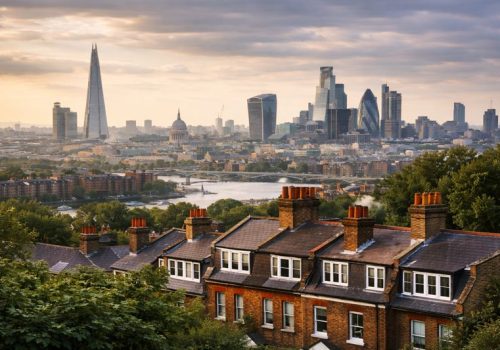 UK house prices rise 2.5% in 2025 as London lags behind